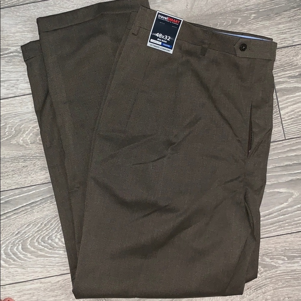 Roundtree & Yorke pants; NWT